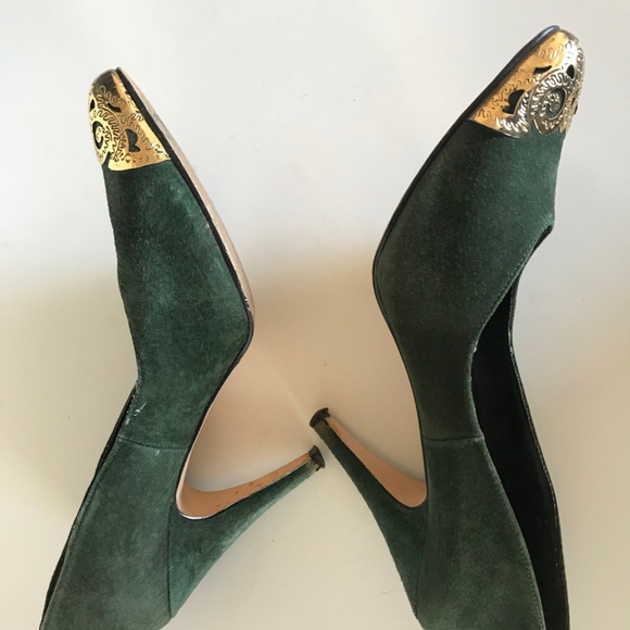 VINTAGE GREEN SUEDE HEELS - Picture 5 of 9